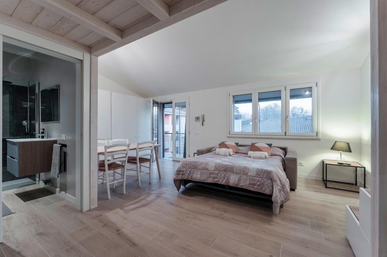 Casa Lugana 19 - Monolocale Con Piscina Direttamente A Lago Sirmione Exteriér fotografie