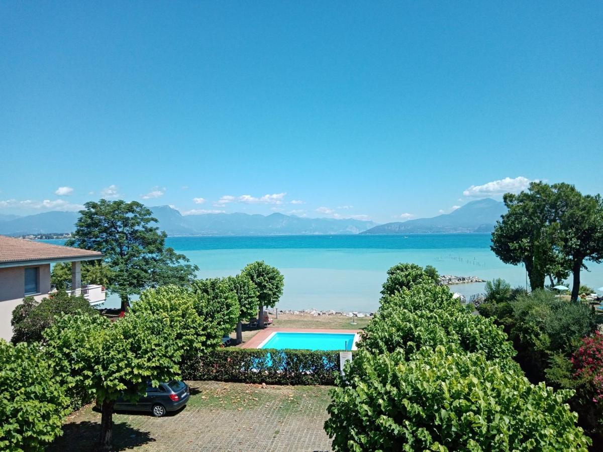 Casa Lugana 19 - Monolocale Con Piscina Direttamente A Lago Sirmione Exteriér fotografie